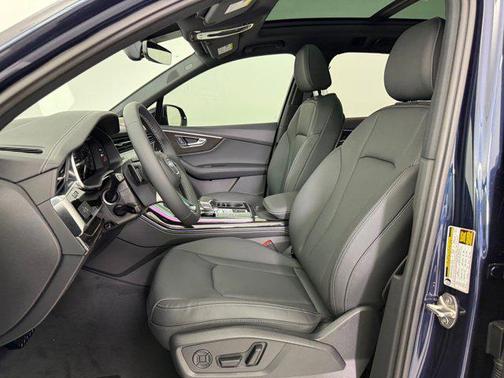 2026 Audi Q7 45 Premium Plus
