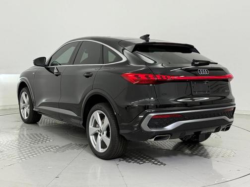 2025 Audi Q5 Premium Plus TFSI quattro S tronic