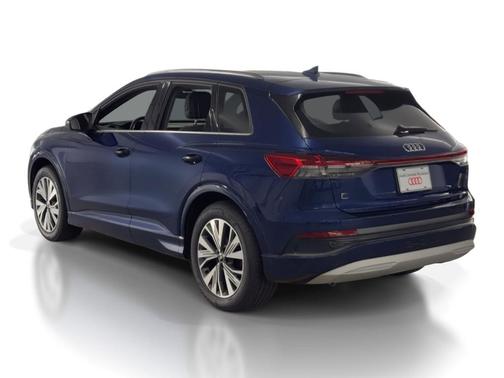 Navarra Blue Metallic 2023 Audi Q4 e-tron Premium Plus 40 RWD