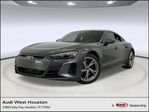 Daytona Gray Pearl Effect 2023 Audi e-tron GT Premium Plus quattro