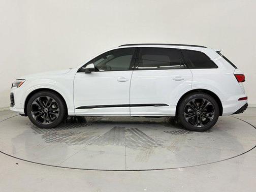 2026 Audi Q7 55 Prestige