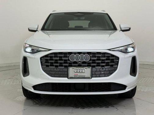 2025 Audi Q5 Premium TFSI quattro S tronic