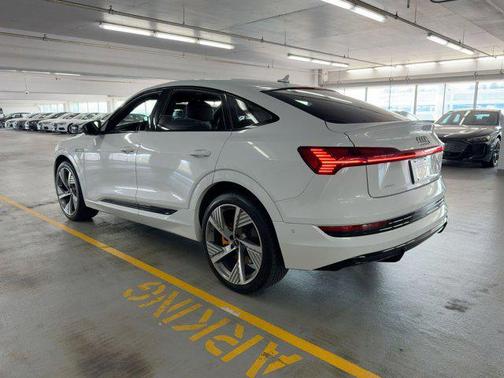 2023 Audi e-tron Sportback S line Prestige
