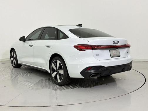 2Y2Y 2026 Audi A5 Premium Plus TFSI quattro S tronic