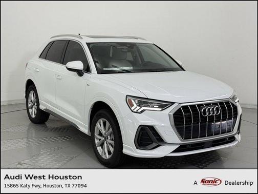 2025 Audi Q3 Premium 45 TFSI S line quattro Tiptronic