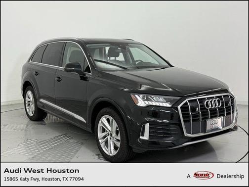2024 Audi Q7 45 Premium Plus