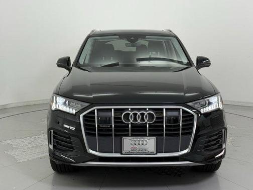 2024 Audi Q7 45 Premium Plus