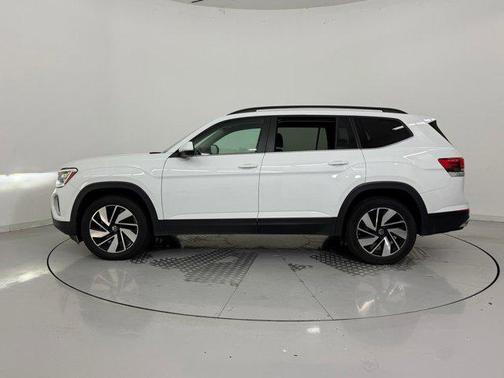 2024 Volkswagen Atlas 2.0T SE w/Technology 4MOTION