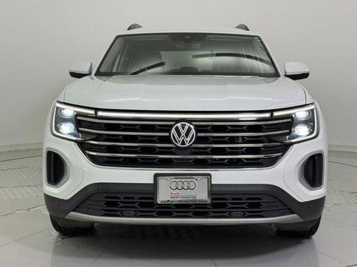 2024 Volkswagen Atlas 2.0T SE w/Technology 4MOTION