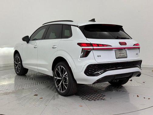 2026 Audi Q3 S line