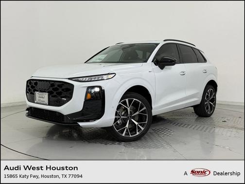 2026 Audi Q3 S line