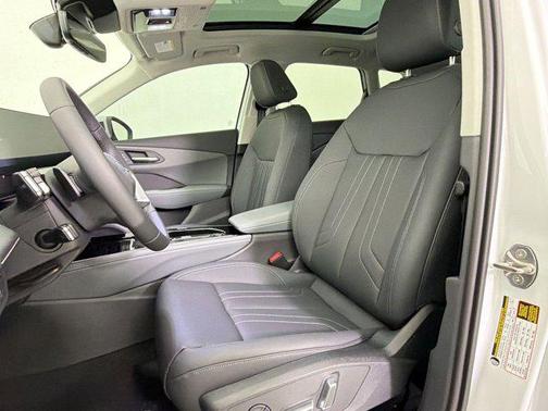 Glacier White Metallic 2026 Audi Q3 TFSI quattro S tronic