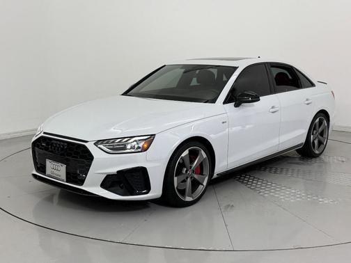 2023 Audi A4 45 S line Premium Plus