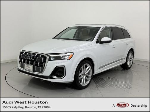2025 Audi Q7 55 Premium Plus