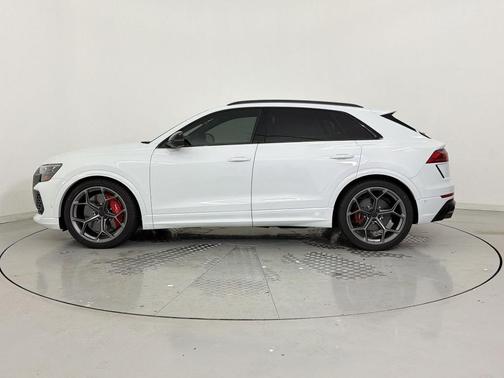 Glacier White Metallic 2026 Audi RS Q8 4.0T