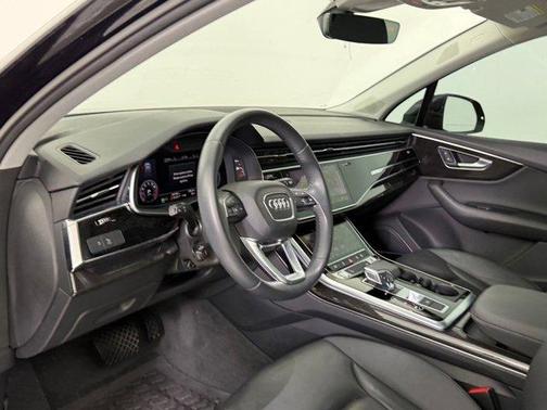 2020 Audi Q7 45 Premium Plus