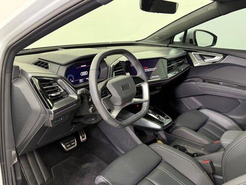 2024 Audi Q4 e-tron Sportback Prestige 55 quattro