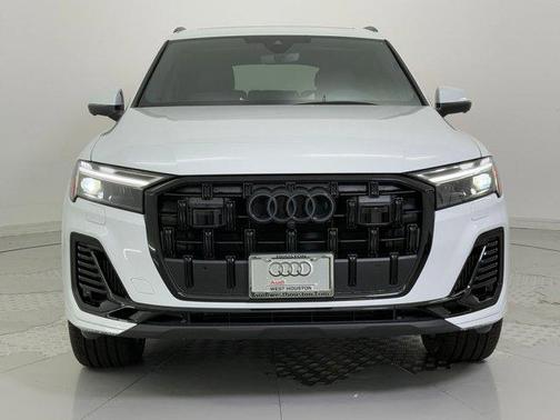 2026 Audi Q7 55 Premium