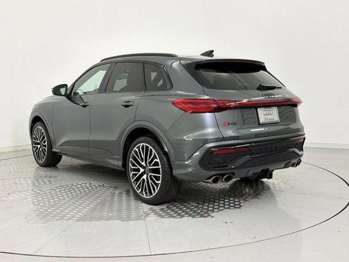 Daytona Gray Metallic 2026 Audi SQ5 3.0T Premium Plus