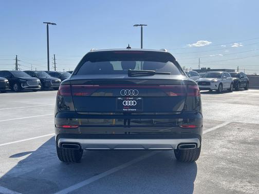 2025 Audi Q8 55 Premium