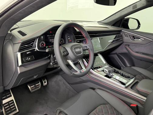 2026 Audi SQ8 4.0T Prestige