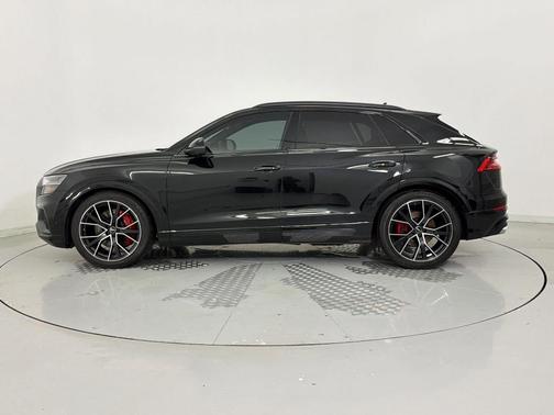 Mythos Black Metallic 2023 Audi SQ8 4.0T Prestige