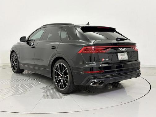 Mythos Black Metallic 2023 Audi SQ8 4.0T Prestige