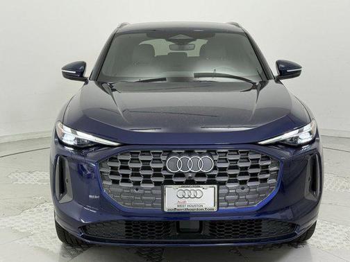 2025 Audi Q5 Premium TFSI quattro S tronic