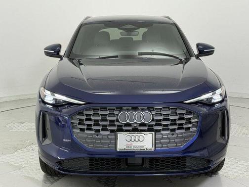 2025 Audi Q5 Premium TFSI quattro S tronic