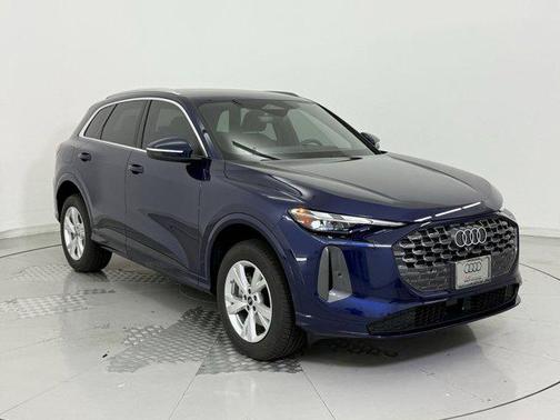 2025 Audi Q5 Premium TFSI quattro S tronic