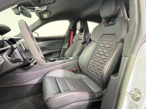 2022 Audi RS e-tron GT quattro