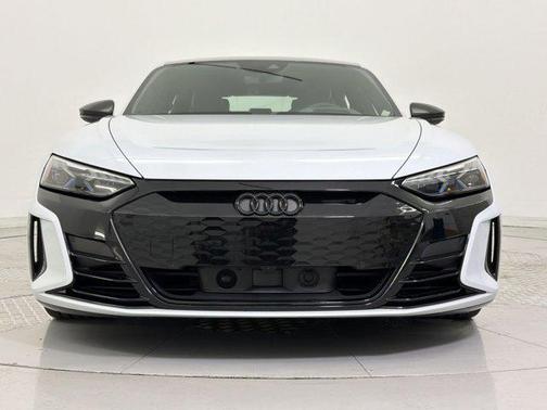 2022 Audi RS e-tron GT quattro