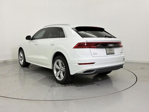Carrara White 2023 Audi Q8 55 Premium