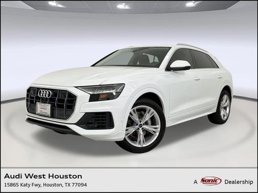 Carrara White 2023 Audi Q8 55 Premium