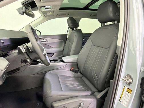 Arrow Gray Pearl Effect 2026 Audi Q3 TFSI quattro S tronic