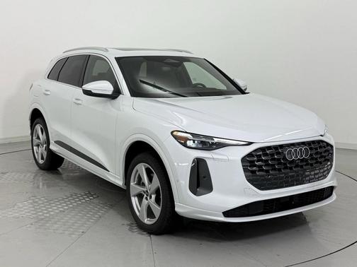 2025 Audi Q5 Premium Plus