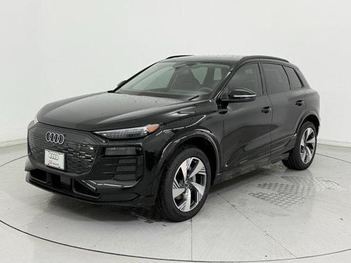 2025 Audi Q6 e-tron Premium Plus quattro