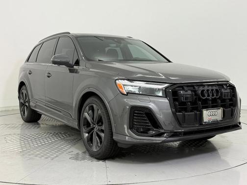 2026 Audi Q7 55 Premium Plus