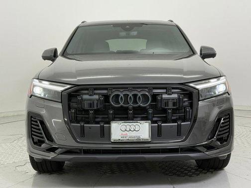 2026 Audi Q7 55 Premium Plus