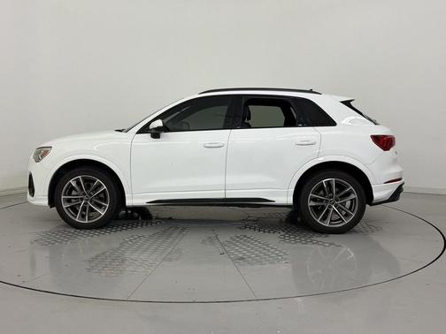 White 2023 Audi Q3 Premium 45 TFSI S line quattro Tiptronic