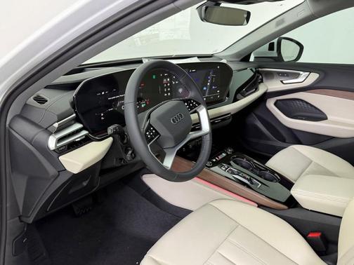 2025 Audi A5 Premium Plus TFSI quattro S tronic