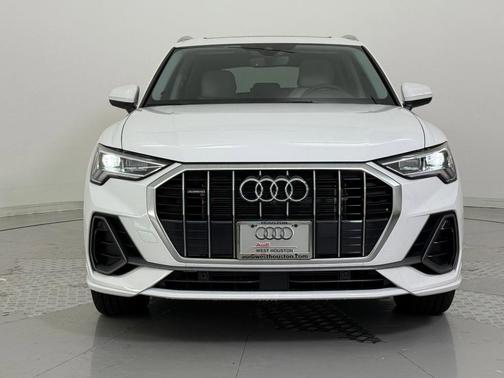 2025 Audi Q3 45 S line Premium Plus