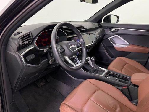 2023 Audi Q3 Premium 45 TFSI S line quattro Tiptronic