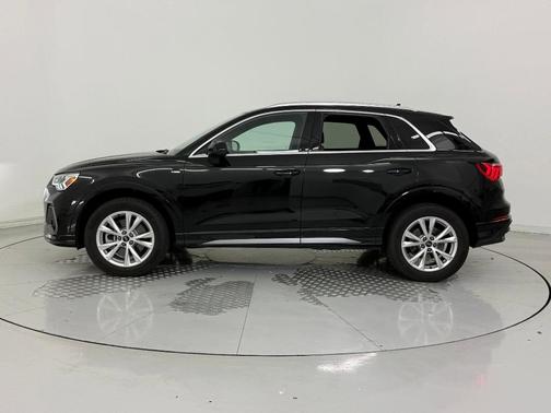 2023 Audi Q3 Premium 45 TFSI S line quattro Tiptronic