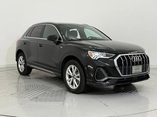 2023 Audi Q3 Premium 45 TFSI S line quattro Tiptronic