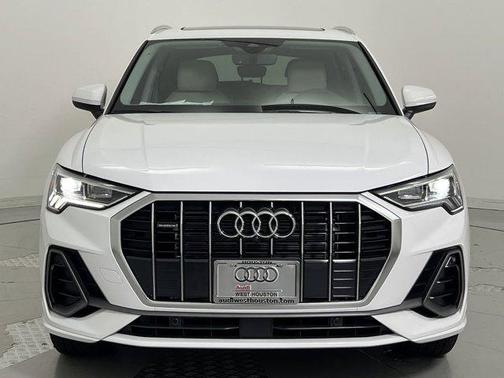 2024 Audi Q3 45 S line Premium Plus