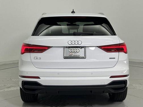 2024 Audi Q3 45 S line Premium Plus