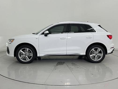 2024 Audi Q3 45 S line Premium Plus
