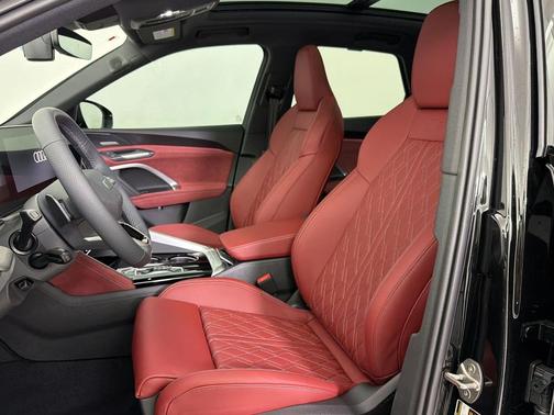 Mythos Black Metallic 2026 Audi SQ5 3.0T Premium Plus