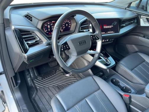 2023 Audi Q4 e-tron Premium Plus 40 RWD